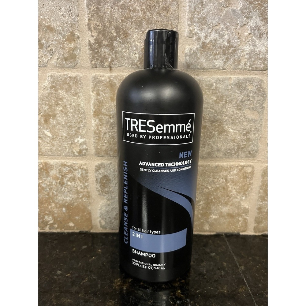 TRESemme 2-in-1 Cleanse & Replenish Shampoo All Hair Types / 32 fl oz